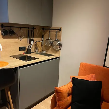 Apartment The Perfect , We Accept Travelers Only