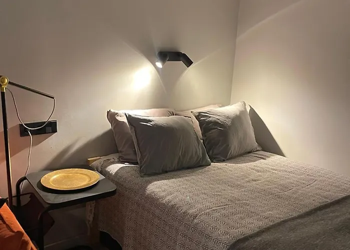 The Perfect , We Accept Travelers Only Dzīvoklis