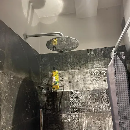 The Perfect , We Accept Travelers Only Апартаменты Рига